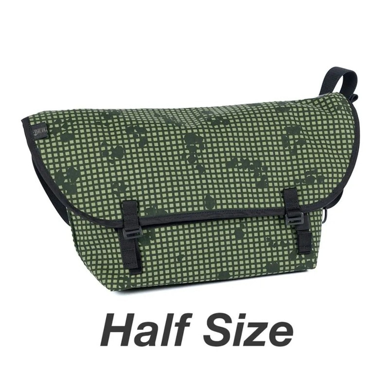 BLUE LUG the messenger bag half night camo [ブルーラグ]