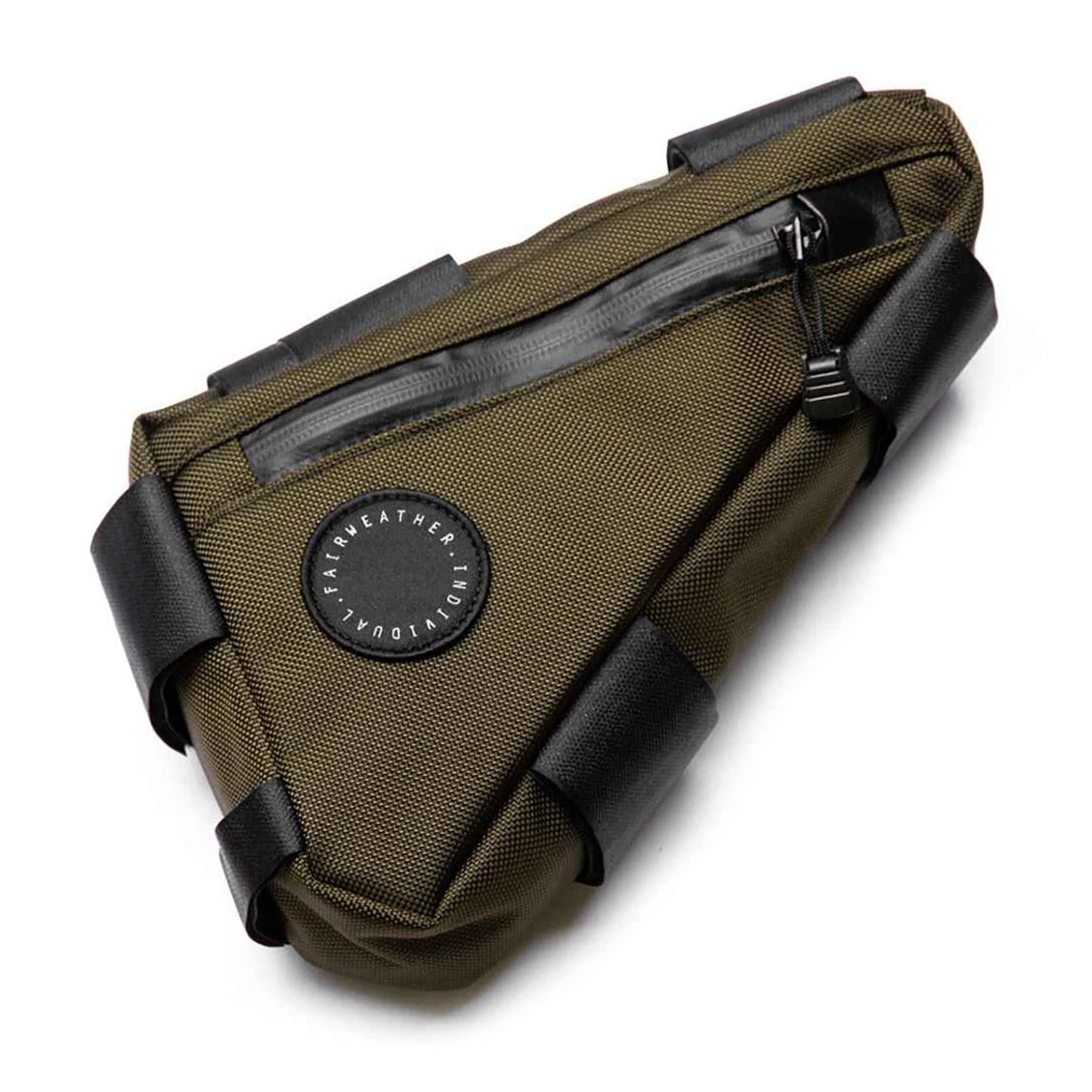 [当日出荷可] FAIRWEATHER corner bag ballistic/olive [フェアウェザー]