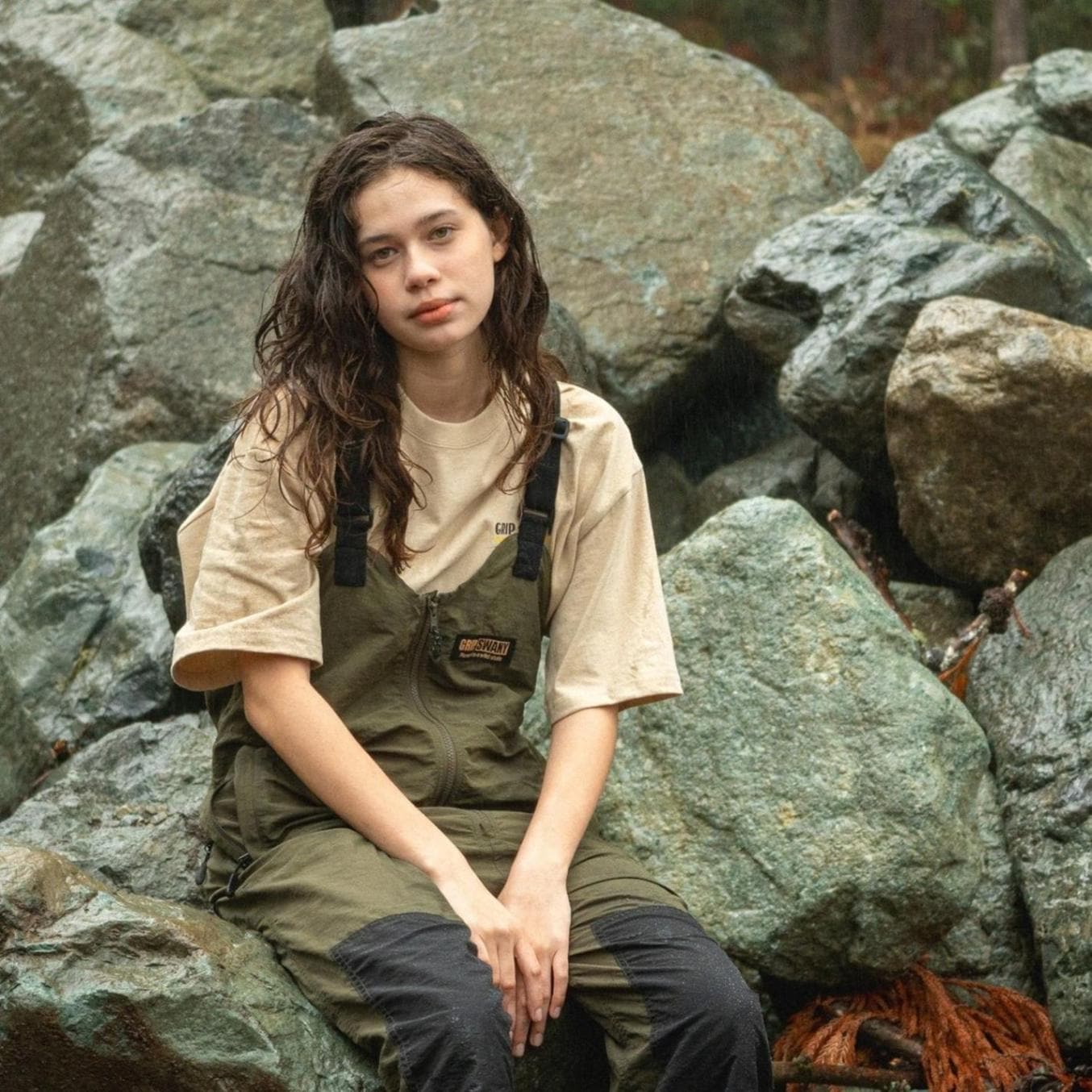 Grip Swany W'S BEAR PRINT TEE SAND BEIGE [グリップスワニー]