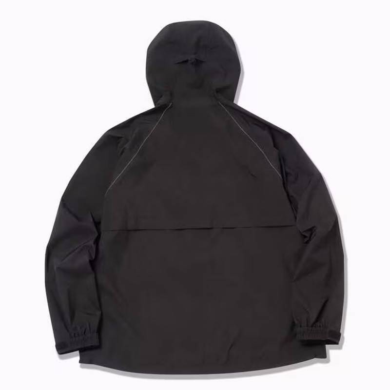 新品未使用andwander loose fitting rain jacket and wander Loose Fitting Rain Jacket - Light Blue | Garmentory