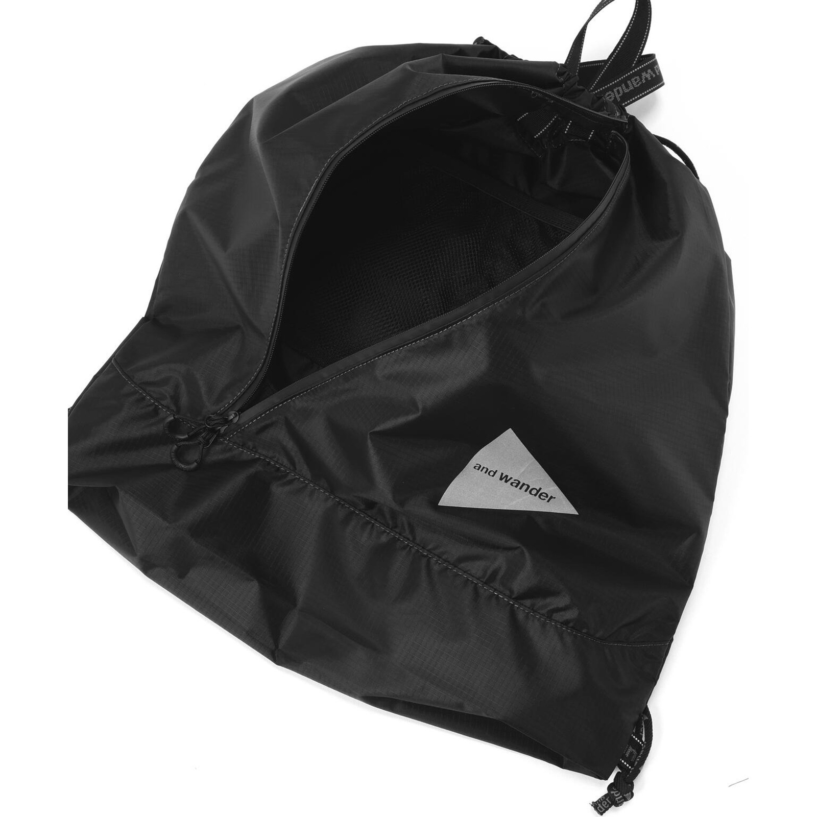 and wander 147 crispy rip drawstring bag black [アンドワンダー]