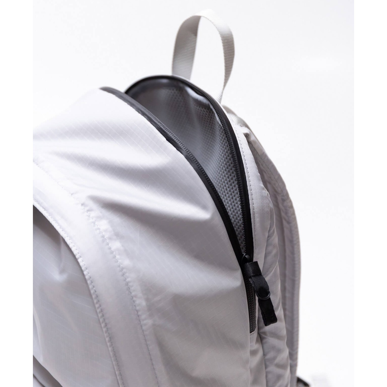 [当日出荷可] LC by LOWERCASE LC DAYPACK LITE 20L OffWhite [エルシーバイロウワーケース]