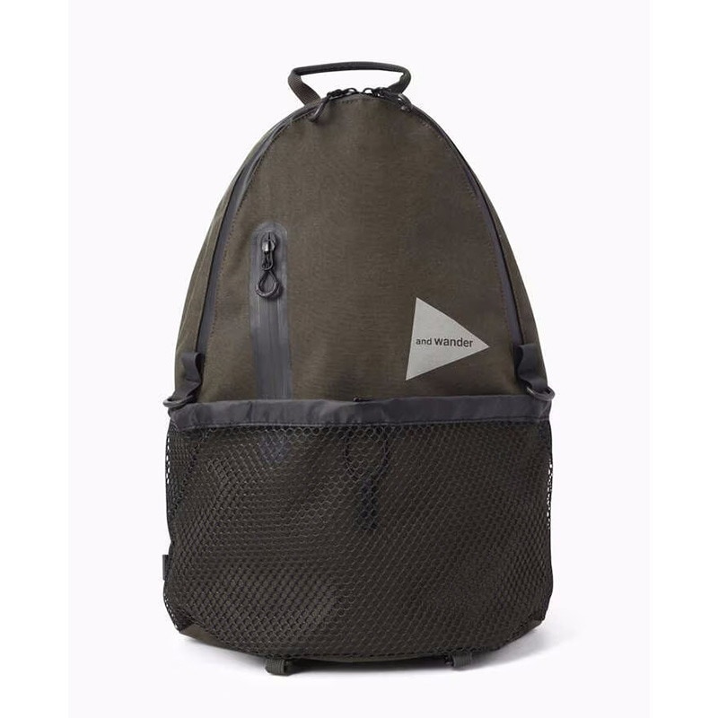 and wander PE/CO 20L daypack d.khaki [アンドワンダー]