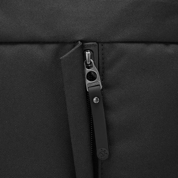 【新品】Pacsafe tote bag パックセーフ　ショルダーバッグ　トート PacSafe Go Crossbody Tote Black [パックセーフ]