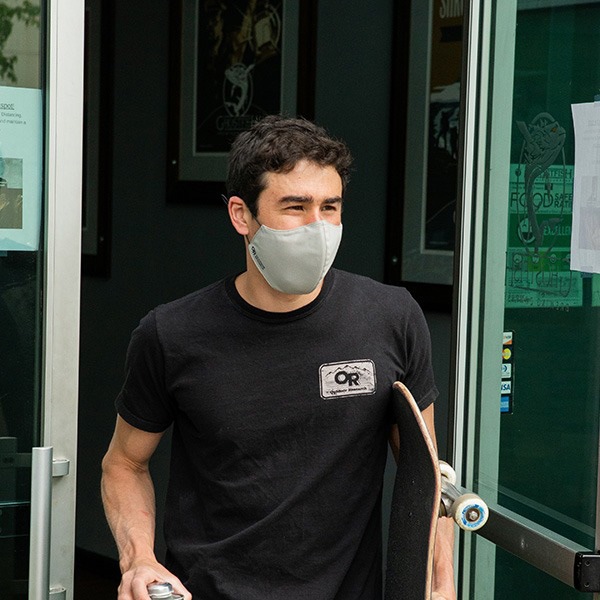 [41%OFF] OUTDOOR RESEARCH Essential Face Mask Kit grey [アウトドアリサーチ]