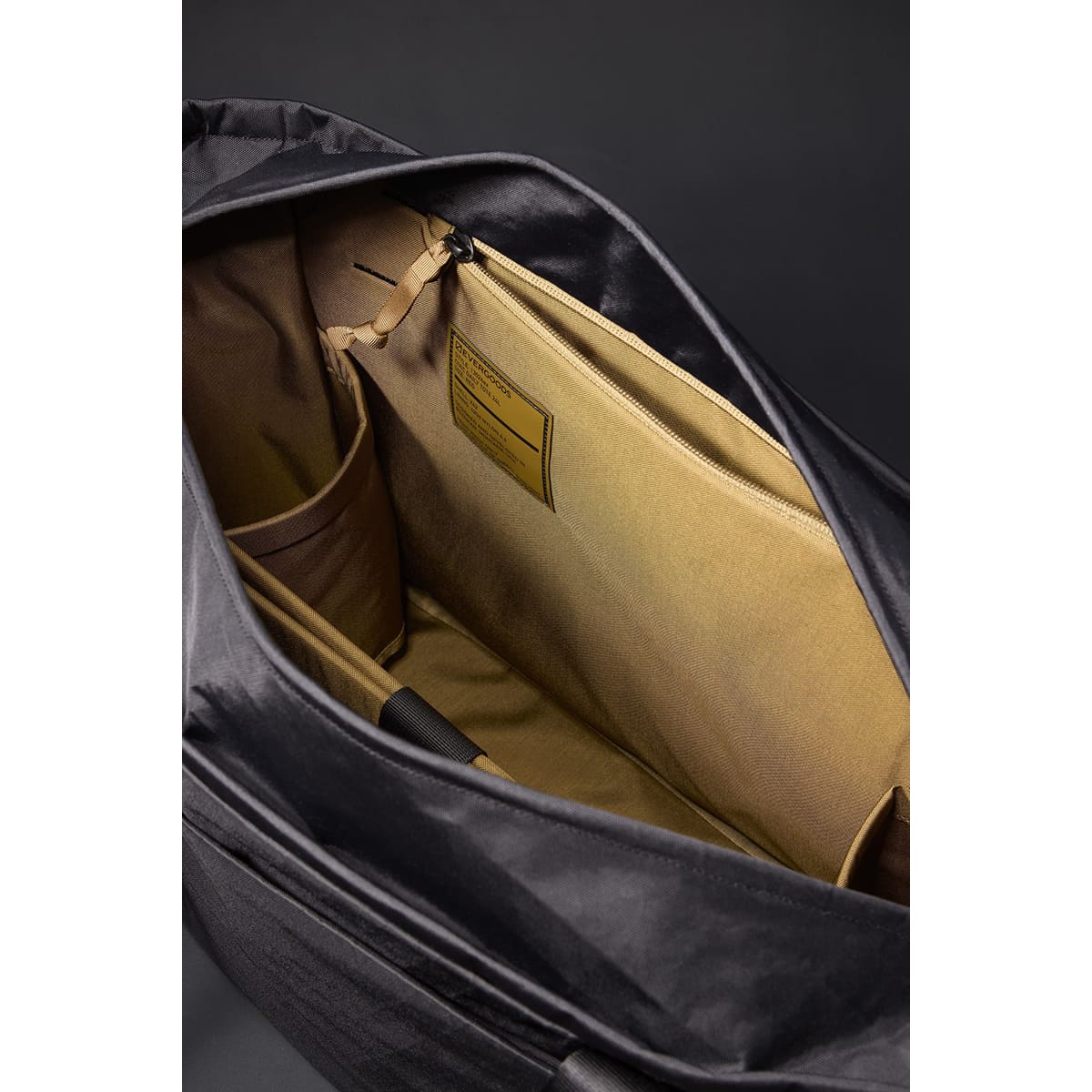 [当日出荷可] EVERGOODS CDT24 - CIVIC DAILY TOTE 24L X-PAC Black Coyote [エバーグッズ]