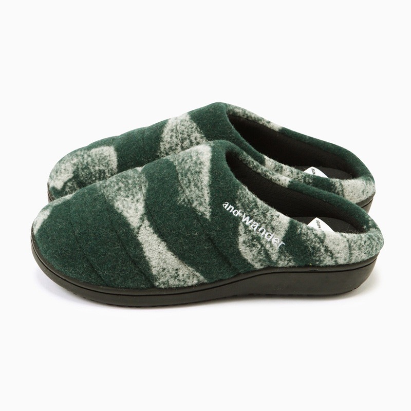 and wander SUBU × and wander mountain camo wool permanent sandal green [アンドワンダー]