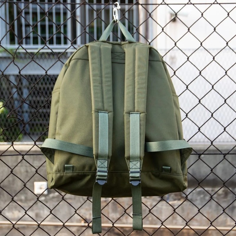 BLUE LUG the day pack all olive [ブルーラグ]