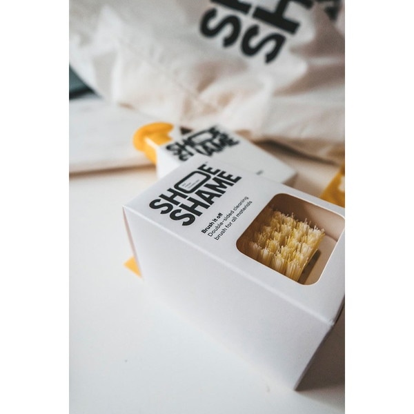 SHOE SHAME Brush it off [シューシェーム]