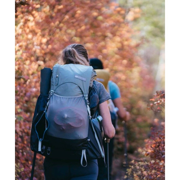 当日出荷対応 平日13:00まで] Gossamergear Mariposa 60 Backpack Grey