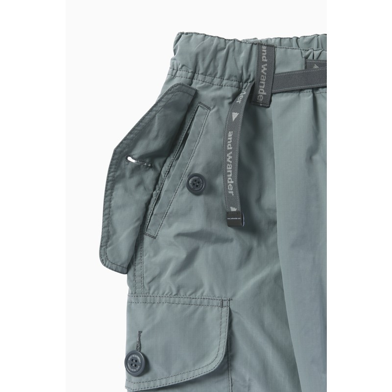 [当日出荷可] and wander oversized cargo pants black [アンドワンダー]