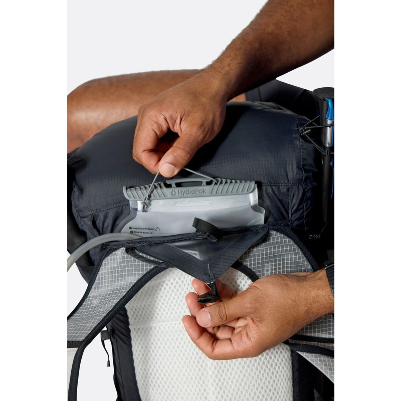 Rab Veil XP 30 Black S [ラブ]
