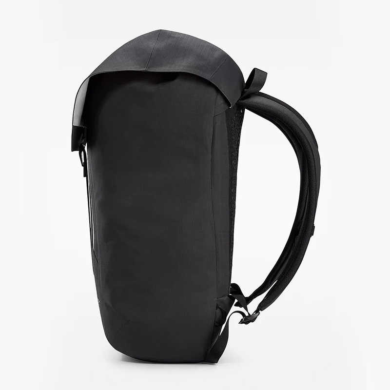 希少 アークテリクス Granville Backpack 25L Black Arc'teryx Granville 25L Backpack Black at CareOfCarl.com