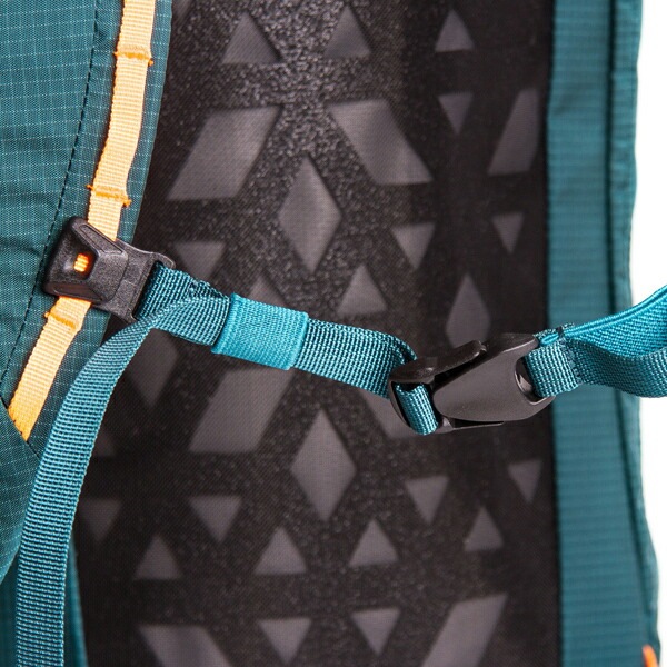 blue ice スクアロウ12L シェードスプルース [ブルーアイス]