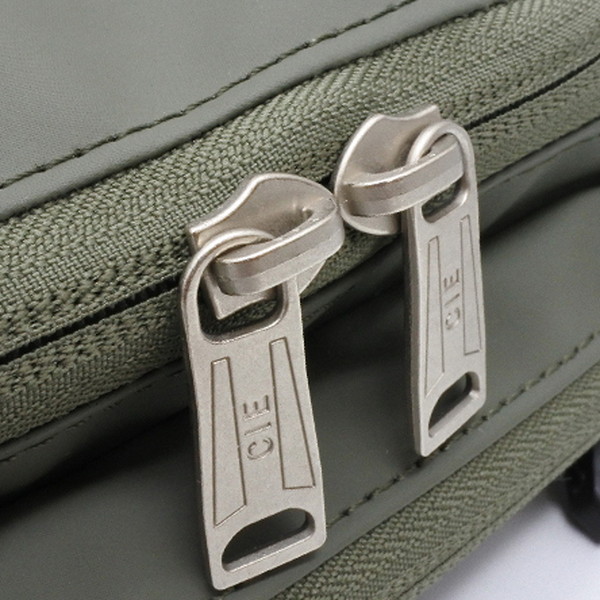 CIE Grid-3 Attachment-01 MINI SHOULDER BAG Olive [シー]