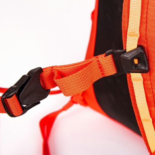 blue ice スクアロウ22L マッドレッド [ブルーアイス]