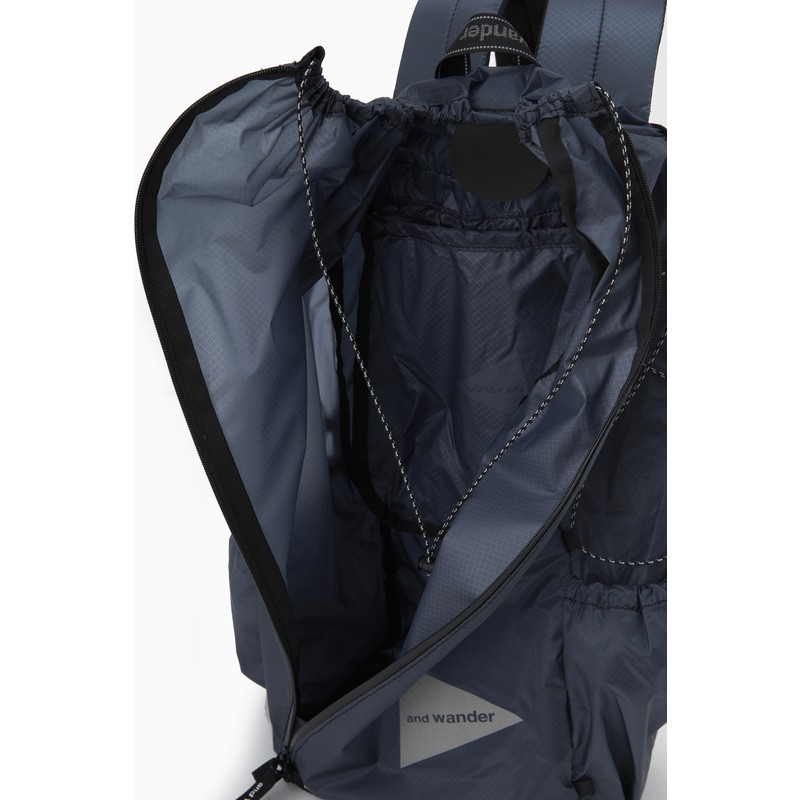 and wander sil daypack charcoal [アンドワンダー]
