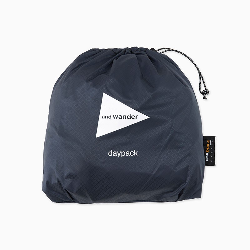 and wander sil daypack off white [アンドワンダー]