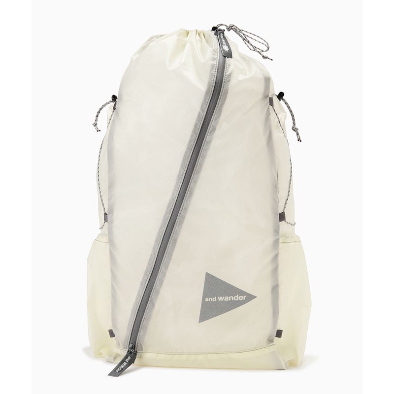 and wander sil daypack off white [アンドワンダー]