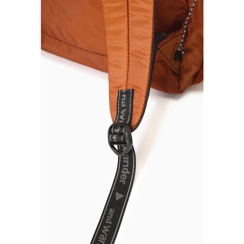 and wander sil daypack black [アンドワンダー]