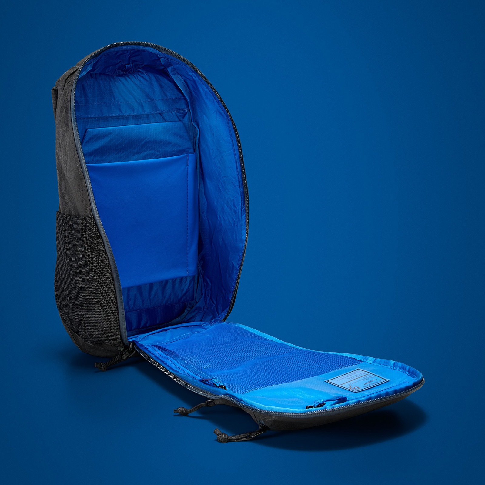 EVERGOODS MPL22 - Mountain Panel Loader 22L Carryology Kludde Edition Black Magic/Blue Flame [エバーグッズ]