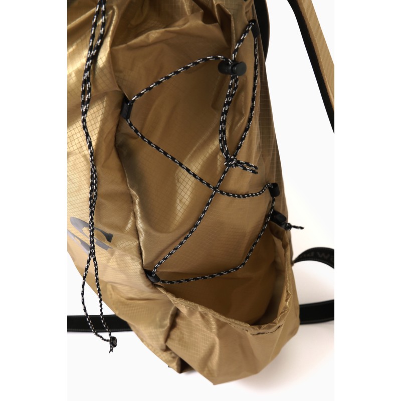 and wander hiking club sil daypack beige [アンドワンダー]