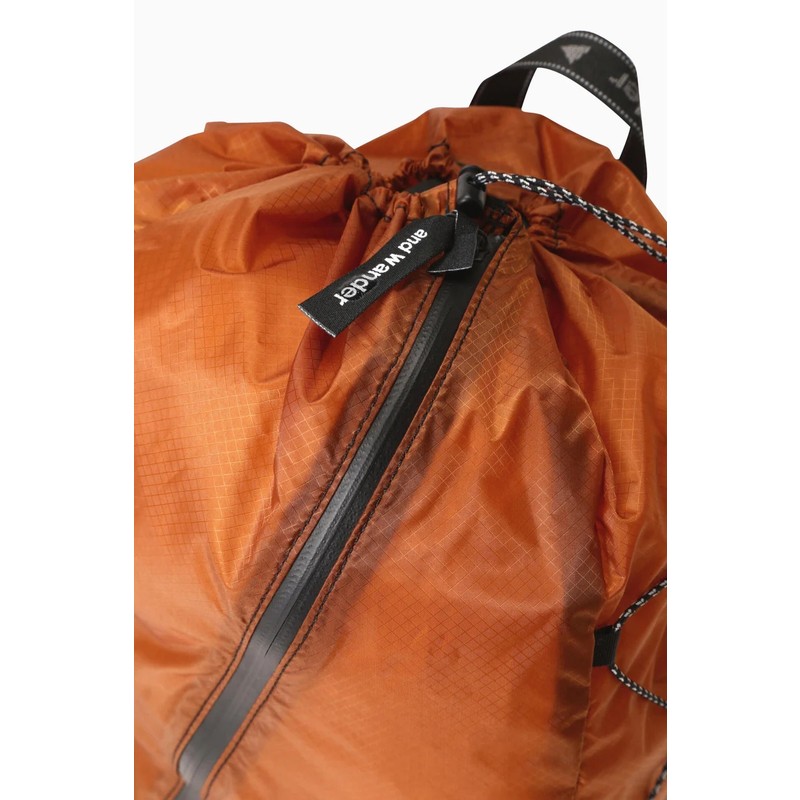 and wander sil daypack gray [アンドワンダー]