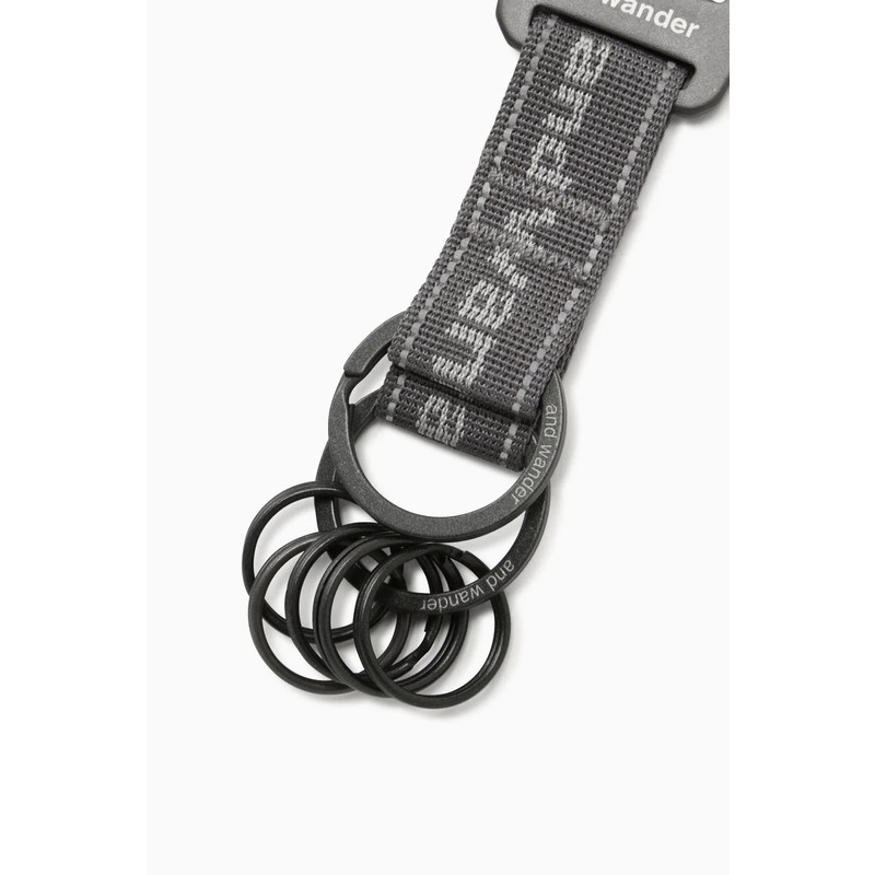 [当日出荷可][20%OFF] and wander key hook l.gray [アンドワンダー]