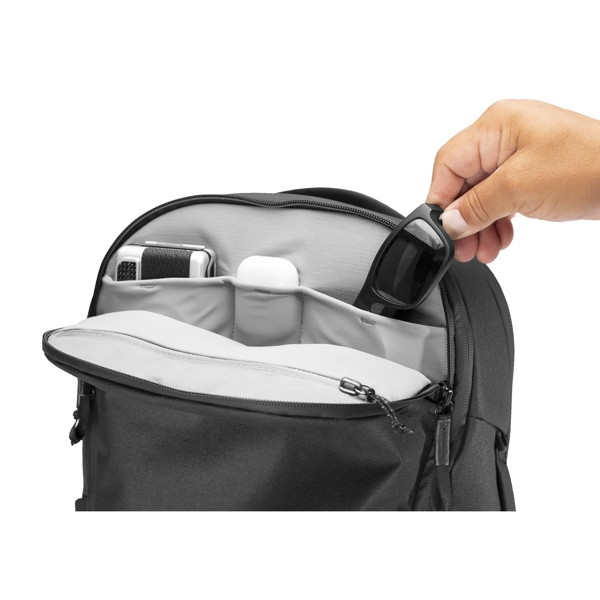 Peak Design トラベルバックパック 30L ブラック [ピークデザイン]