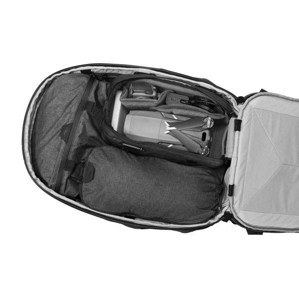 Peak Design ブラックバックパック Peak Design トラベルバックパック 30L ブラック [ピークデザイン]