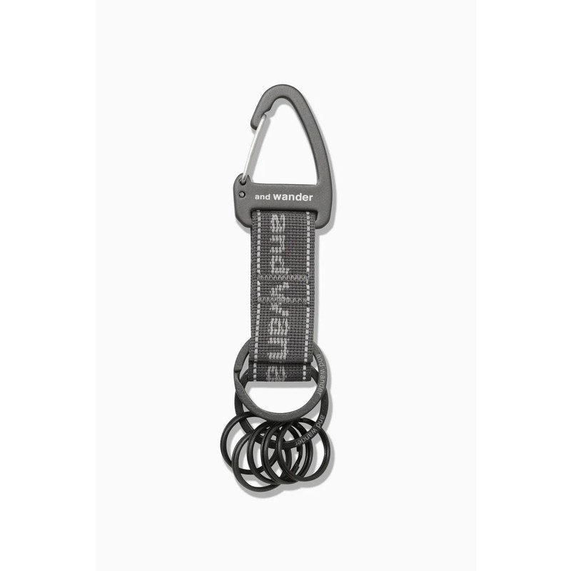 [当日出荷可][20%OFF] and wander key hook charcoal [アンドワンダー]