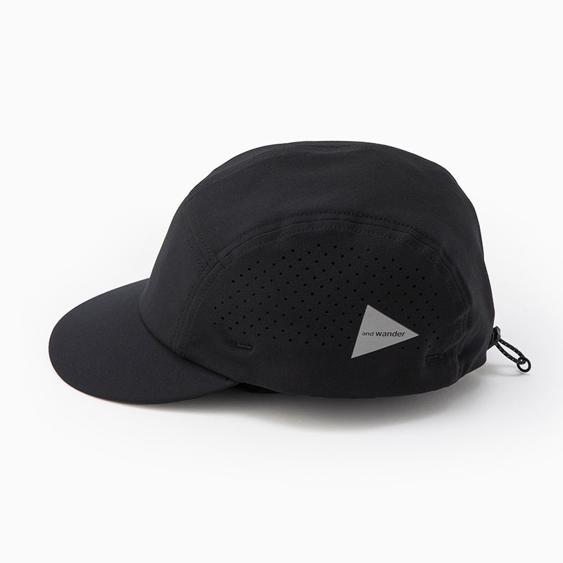 and wander tech cap black [アンドワンダー]