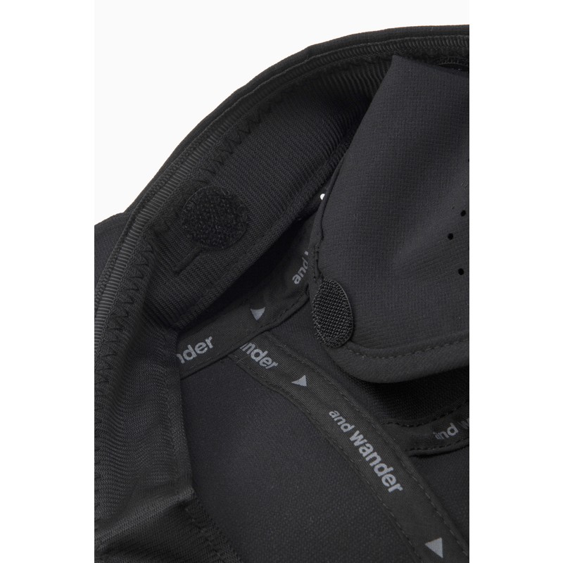and wander tech cap black [アンドワンダー]
