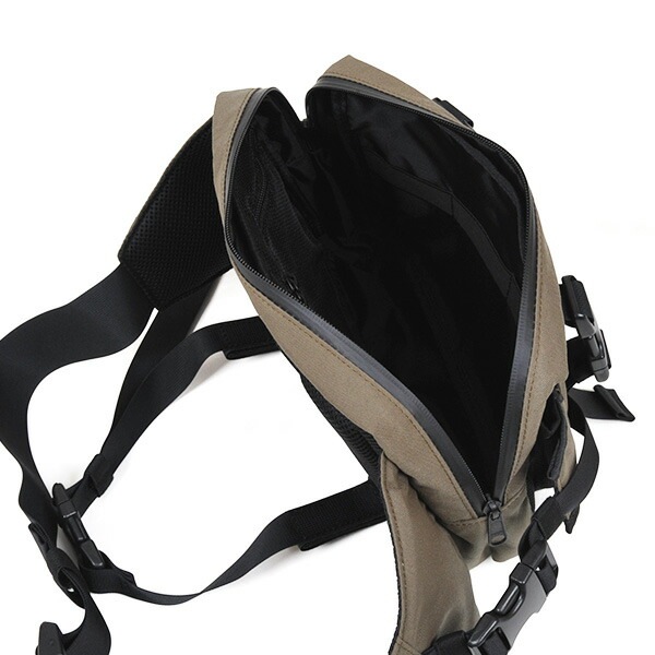 アクセサリー HYNOW DUCK PACK khaki ボディバッグ【DUCK PACK】｜HYNOW（ハイノウ）｜TOKYOlife