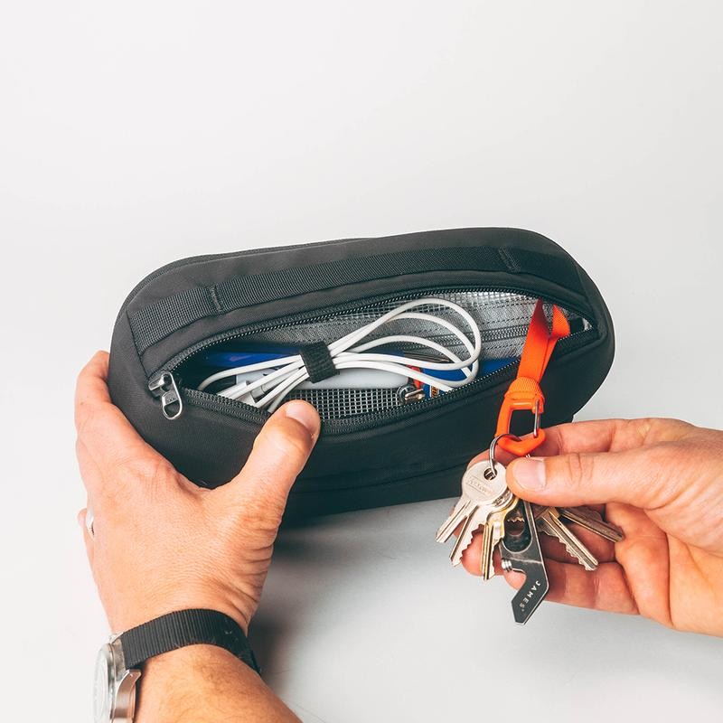 EVERGOODS CAP2 - Civic Access Pouch 2L Ultra Red [エバーグッズ]