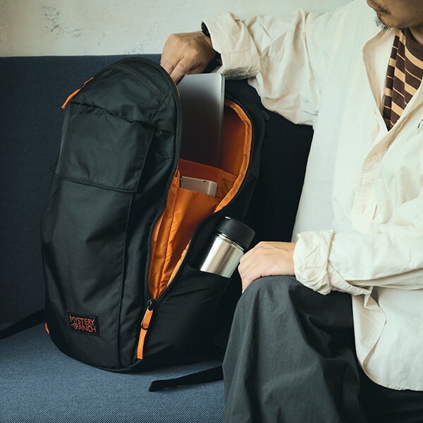 極美品 MYSTERY RANCH DISTRICT 24 Black 極美品 MYSTERY RANCH DISTRICT 24 Black - メルカリ