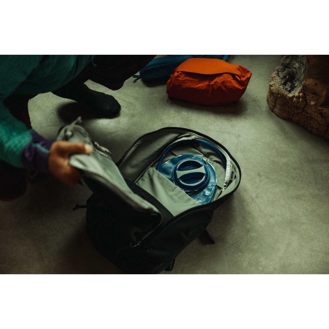 EVERGOODS MPL22 - Mountain Panel Loader 22L Black [エバーグッズ]