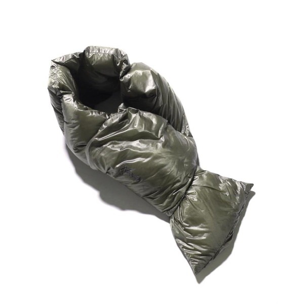NANGA Portable Light Down Muffler (Unisex) KHA [ナンガ]