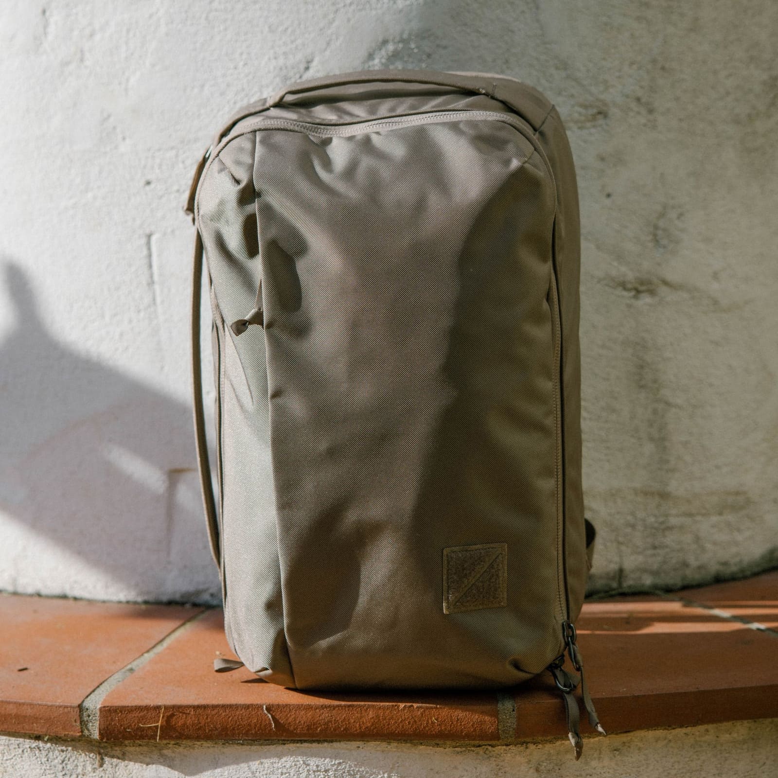 [当日出荷可] EVERGOODS CPL24 - Civic Panel Loader 24L Fossil Brown [エバーグッズ]