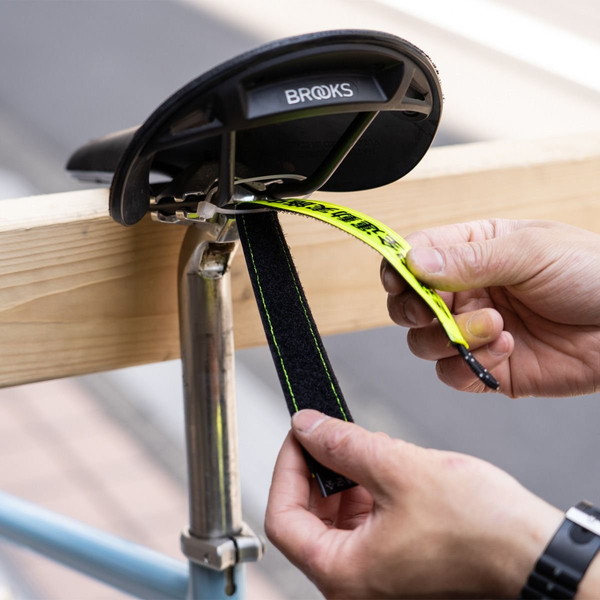 BLUE LUG sandwich reflector (自転車盗難警戒中/orange) [ブルーラグ]