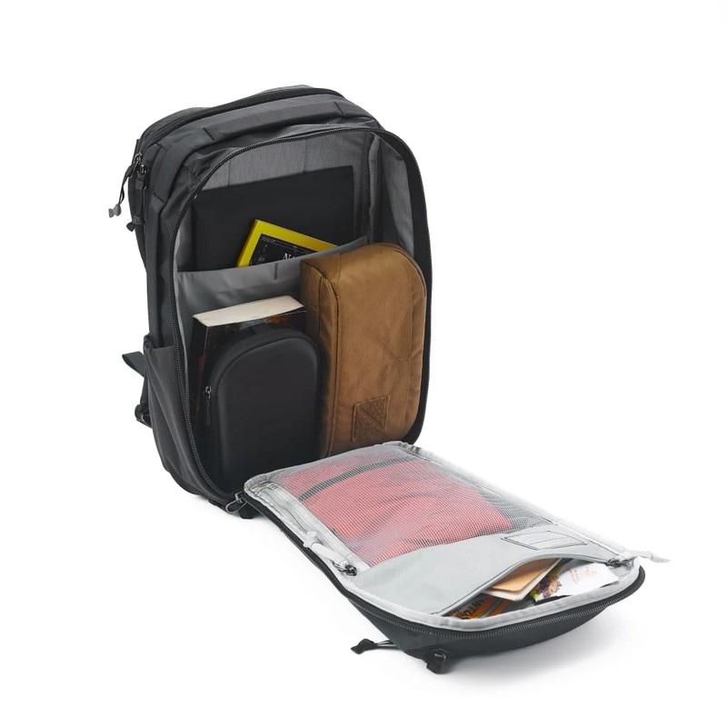 EVERGOODS CTB20 - Civic Travel Bag 20L Solution Black