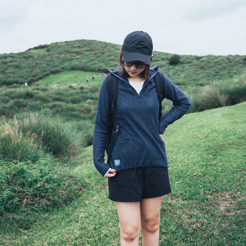 ULSUS ウルサス　ハーフジップフーディー / 1/2 Zip Hoodie ULSUS 1/2 Zip Hoodie：オールシーズン対応の超軽量アクティブ