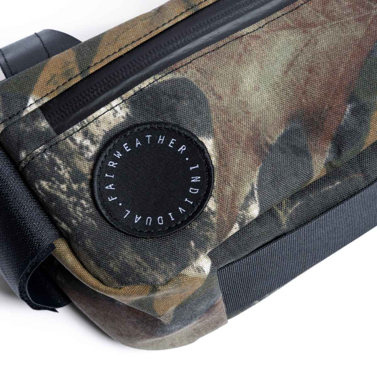 フェアウェザー　フレームバッグ カモ柄　カモフラ　カモフラージュ　迷彩 当日出荷可] FAIRWEATHER frame bag cordura/tree camo [フェアウェザー]