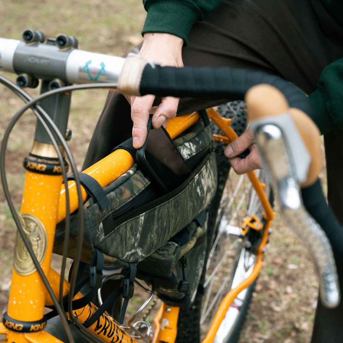 当日出荷可] FAIRWEATHER frame bag cordura/tree camo [フェアウェザー]