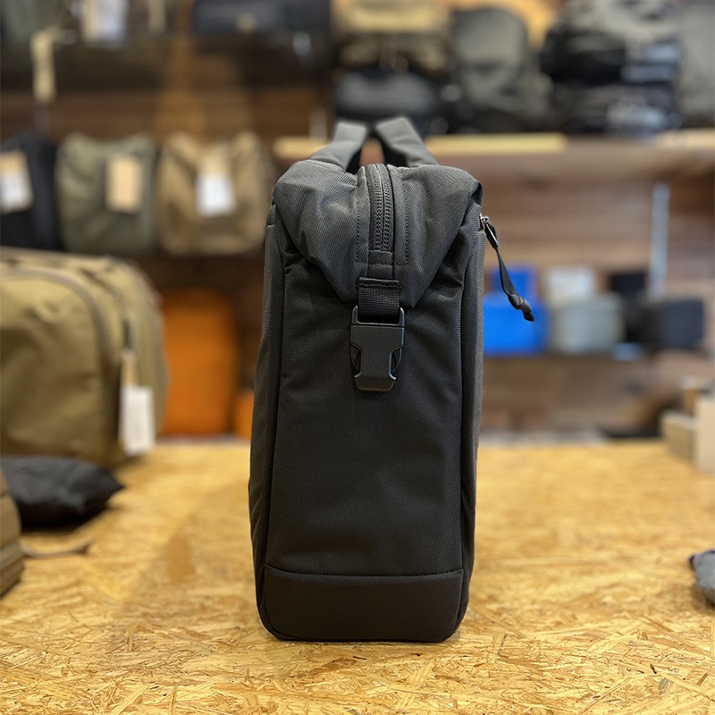 EVERGOODS TB20 - Transit Briefcase 20L Solution Black [エバーグッズ]