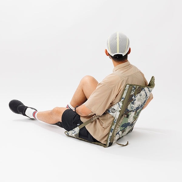 【新品同様】Crazy Creek HEX2.0 カモフラージュチェア Crazy Creek HEX2.0 ロングバックチェア SPECIAL EDITION CAMO