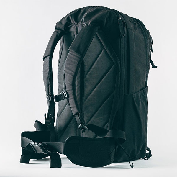 バッグ em310 EVERGOODS CTB35 - Civic Travel Bag 35L 旅行 旅行用 リュック バック