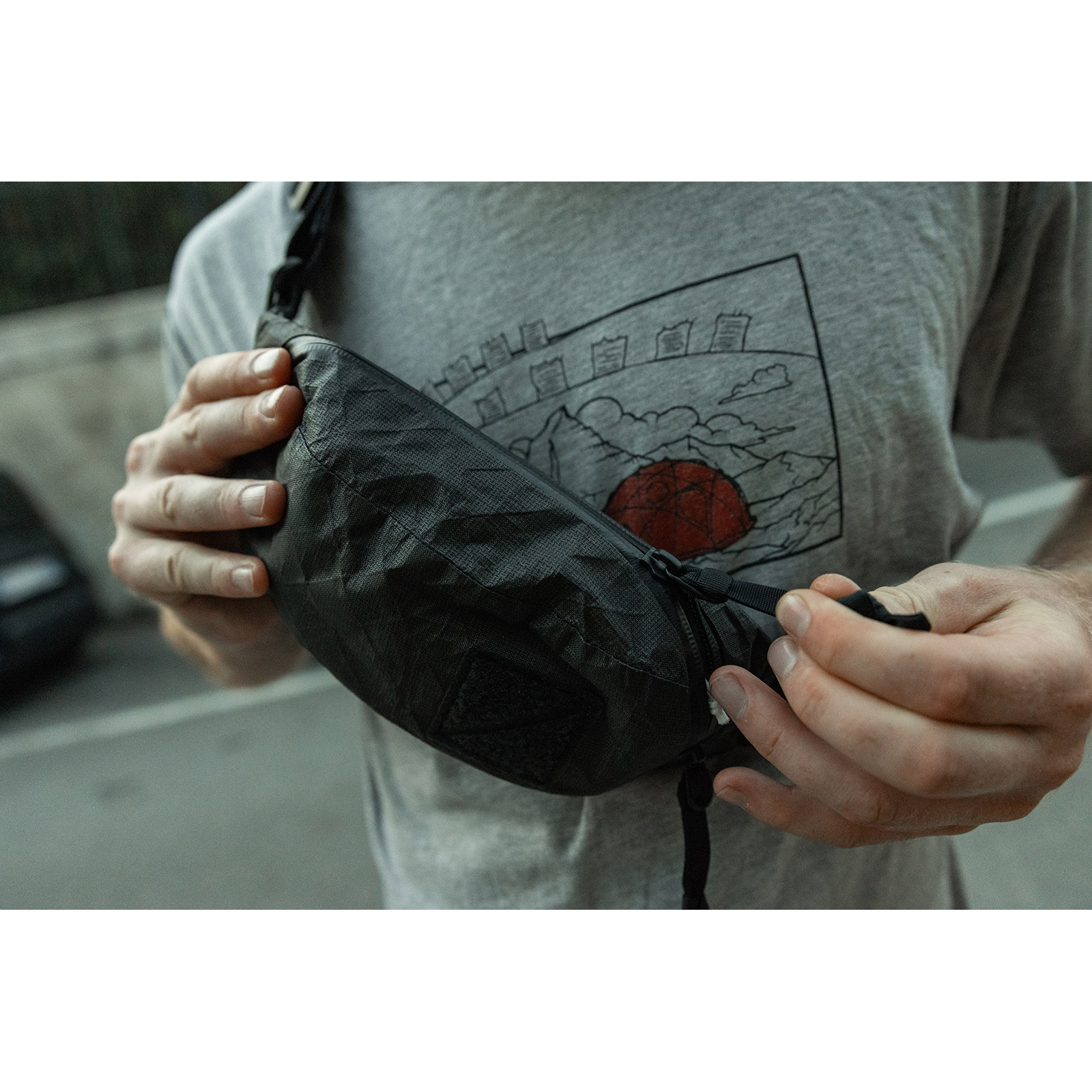 [当日出荷可] EVERGOODS CAS1 - Civic Access Sling 1L ULTRA Black/White [エバーグッズ]