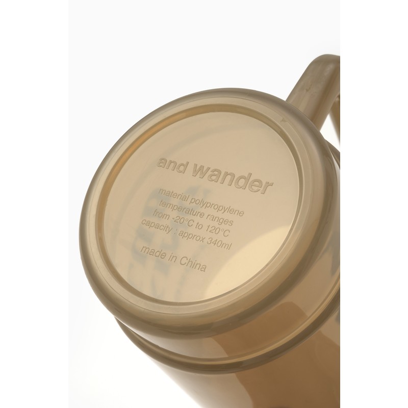and wander hiking club PP mug beige [アンドワンダー]