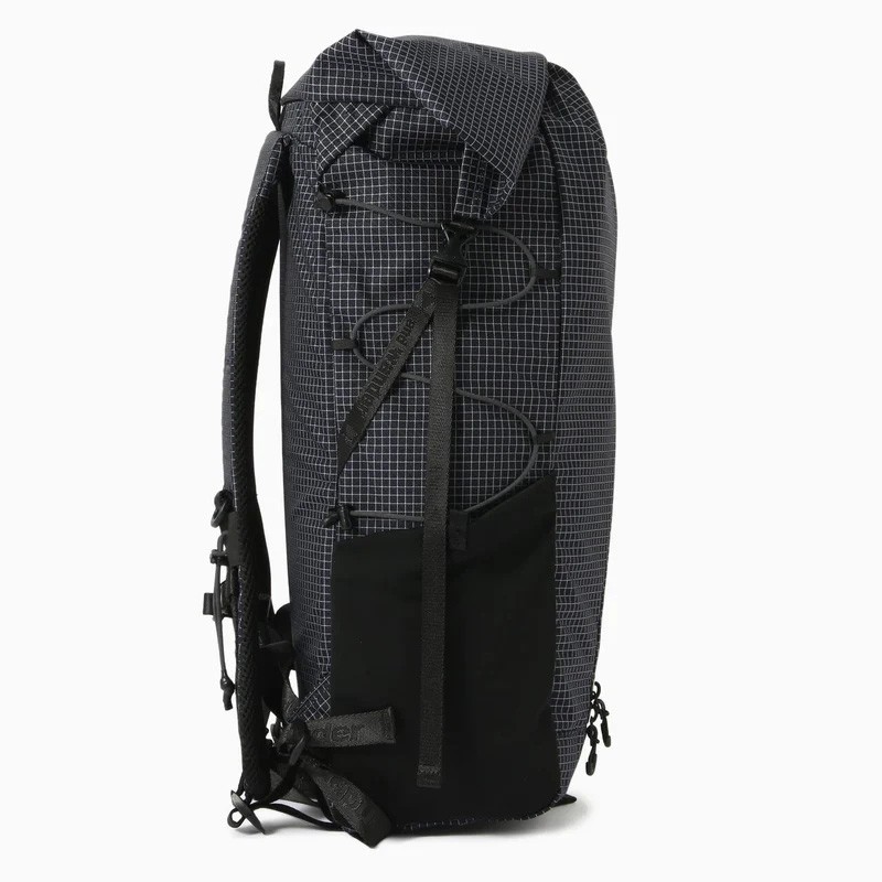 [当日出荷可] and wander ocean rip 25L backpack off white [アンドワンダー]